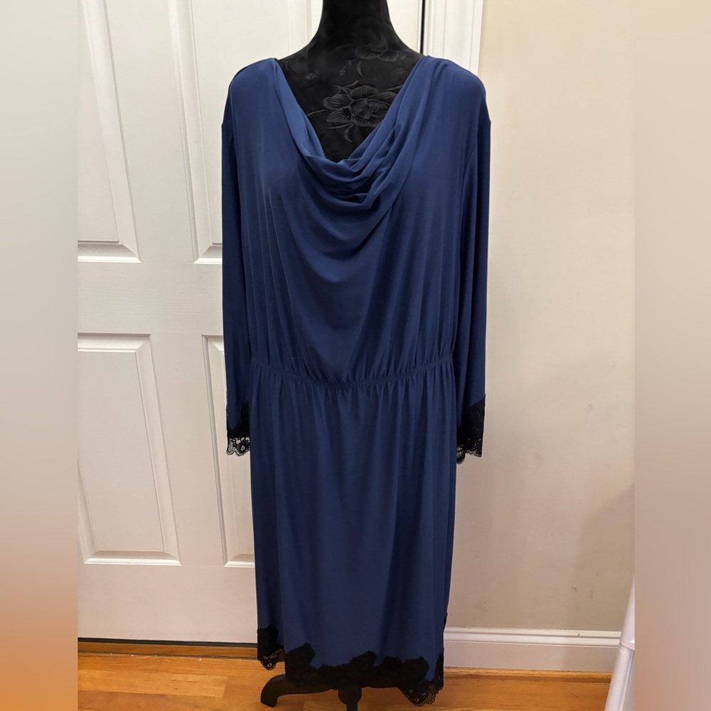 Soma plus size navy with black lace trim